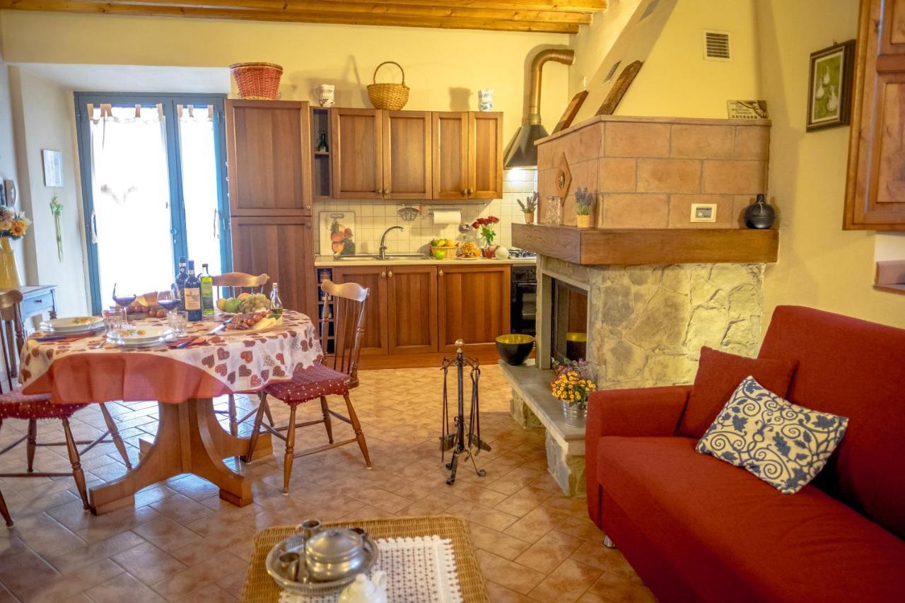 Casa Al Bosco Guest House Sant'Ellero ภายนอก รูปภาพ